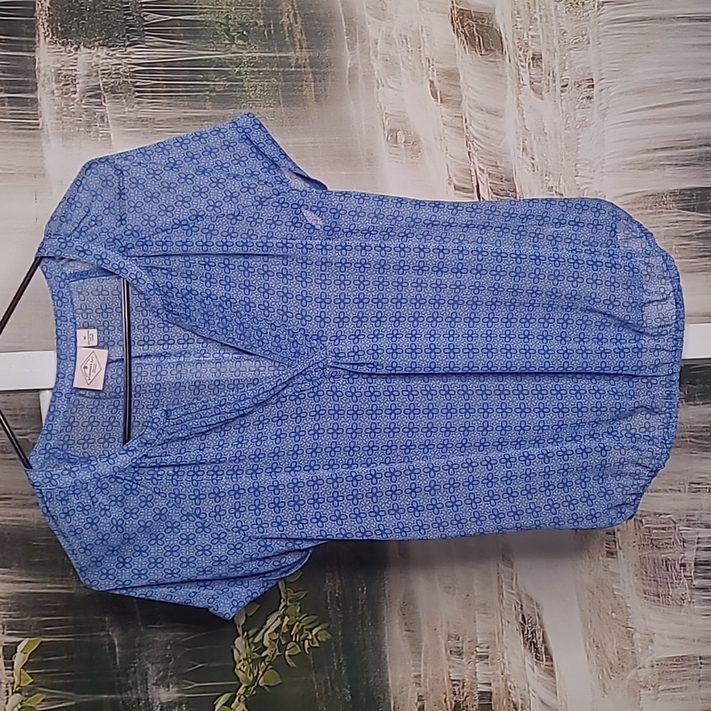 St Johns Bay Womens Medium bright blue sheer short sleeve shirt blouse
